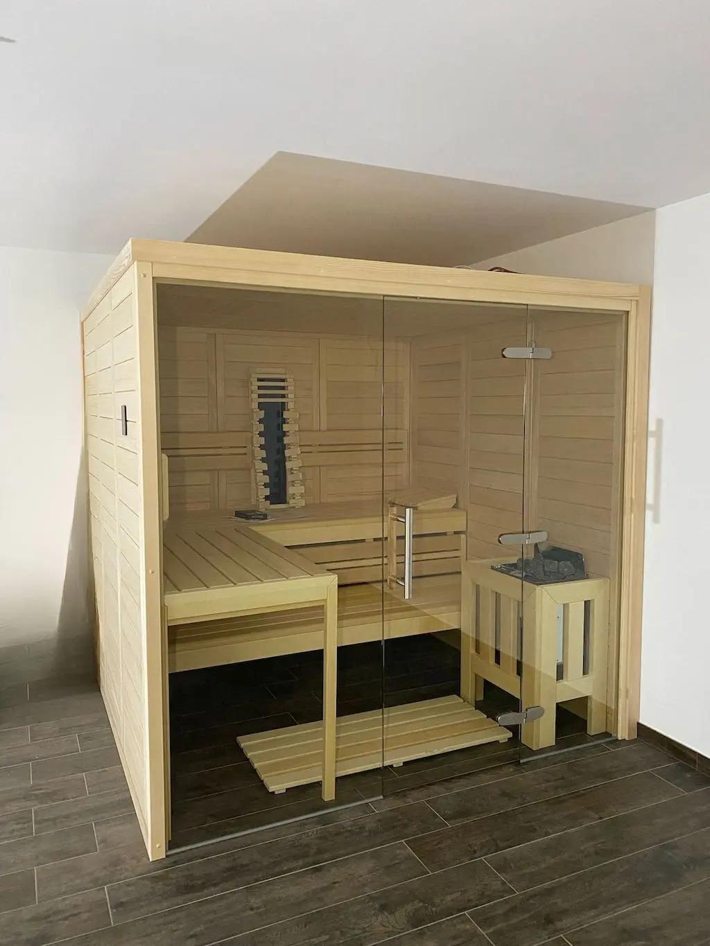 Merano glasfront 1 – Wille Sauna
