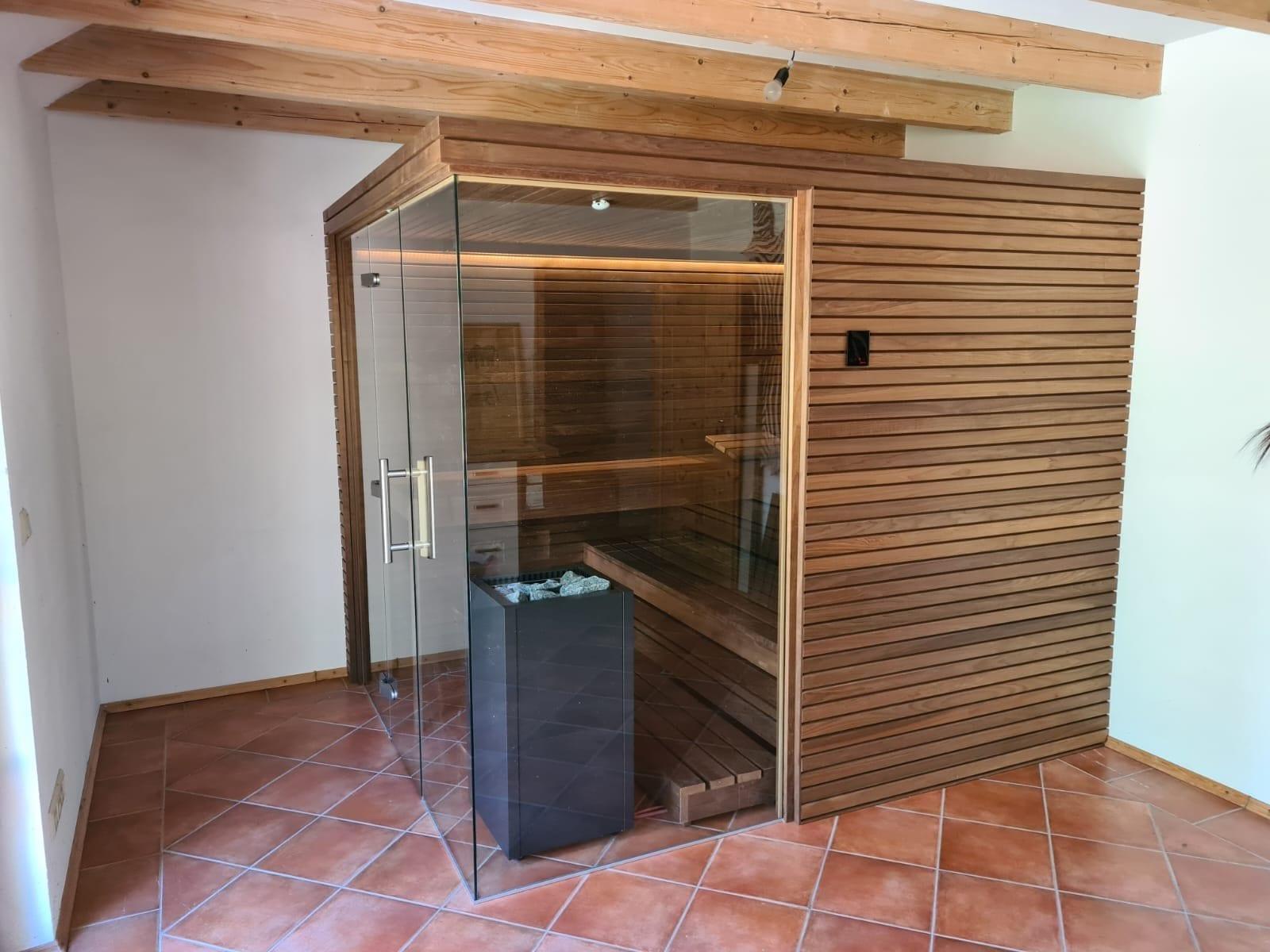 Sauna mit glasfront nach mass – Wille Sauna